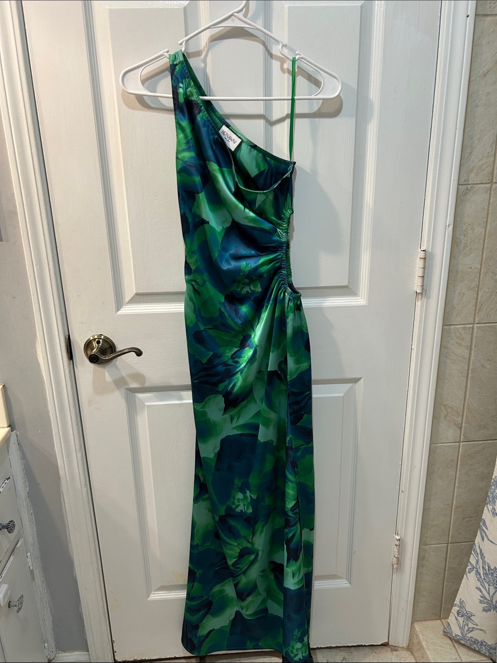One-Shoulder Green Floral Maxi Dress